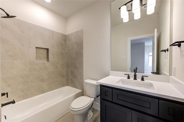 Bathroom, Interior, Recessed Lighting