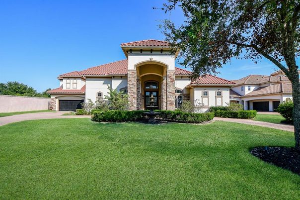 Attached, Backyard, Exterior, Facade, Mediterranean