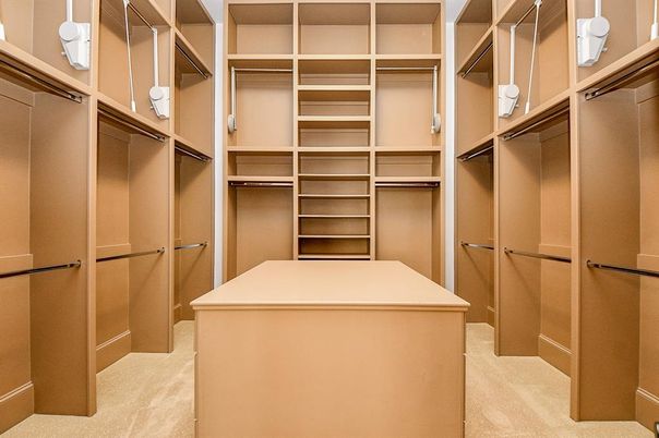 Interior, Walk-in Closets