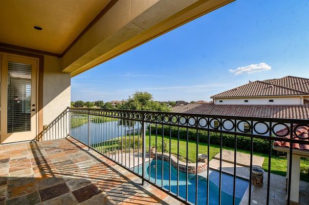 Exterior, Pool, Other