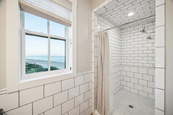 Bathroom, Interior, Recessed Lighting, Water