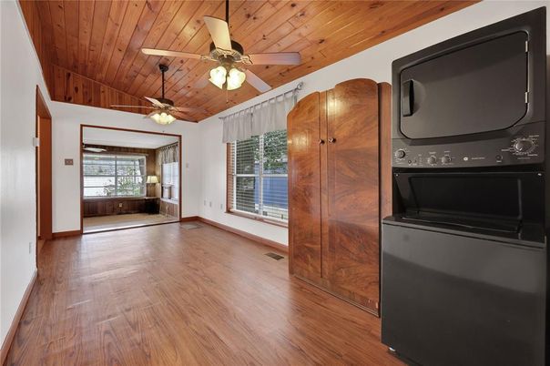 Interior, Utility Closets, Washer, Wooden Ceilings, Wood Texture Flooring
