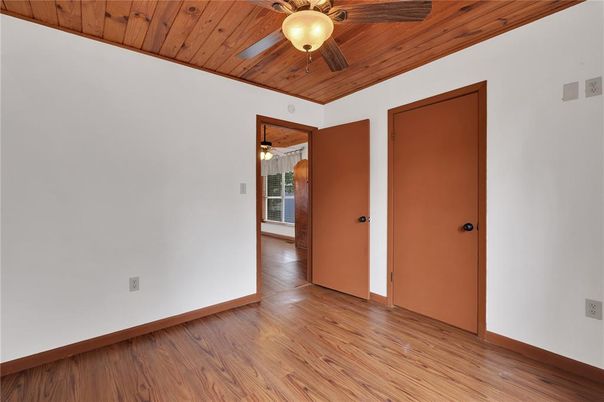 Empty room, Interior, Wooden Ceilings, Wood Texture Flooring