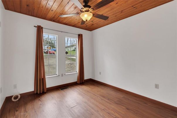 Empty room, Interior, Wooden Ceilings, Wood Texture Flooring