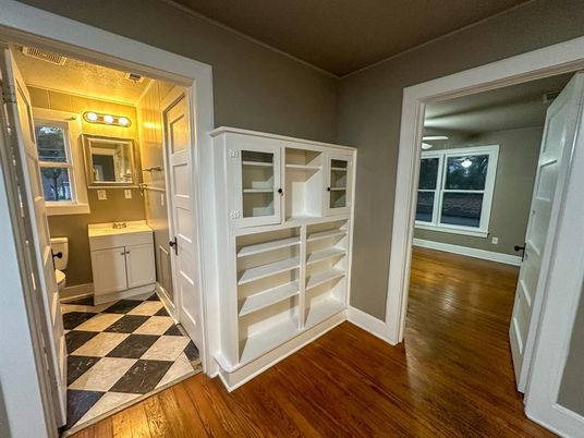 Bathroom, Interior, Wood Texture Flooring
