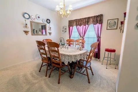 Chandelier, Dining room, Interior