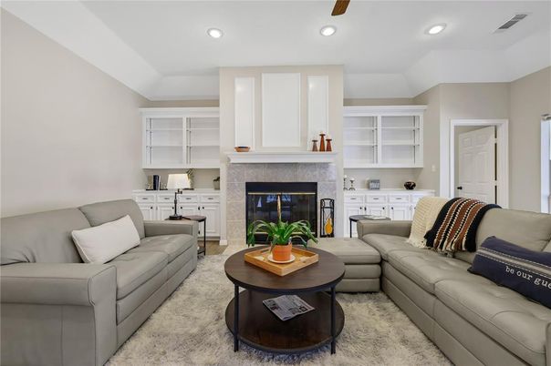 Fireplace, Interior, Living room, Recessed Lighting