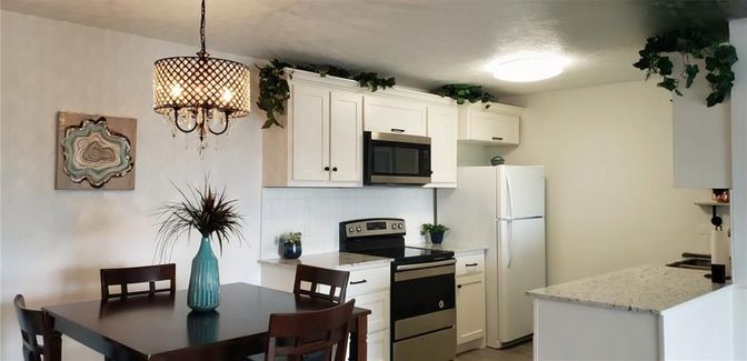 Dining room, Interior, Kitchen, Pendant Lights
