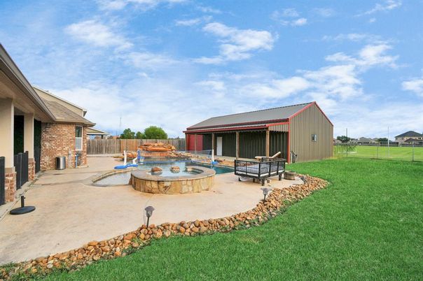 Backyard, Exterior, Pool