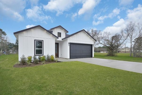 Attached, Backyard, Exterior, Facade, Farmhouse