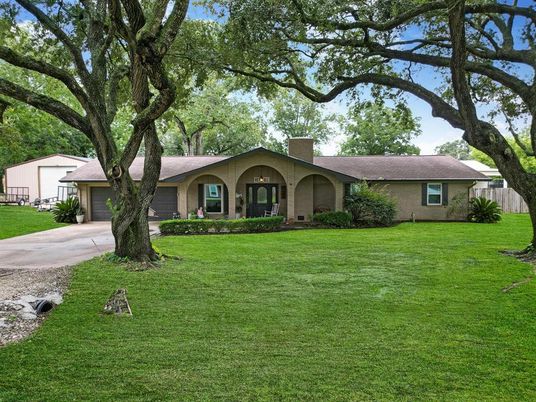 Attached, Backyard, Exterior, Facade, Ranch
