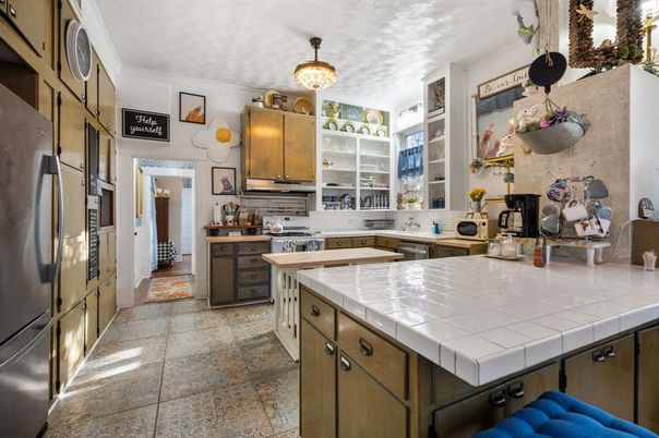Interior, Kitchen, Tile Countertops