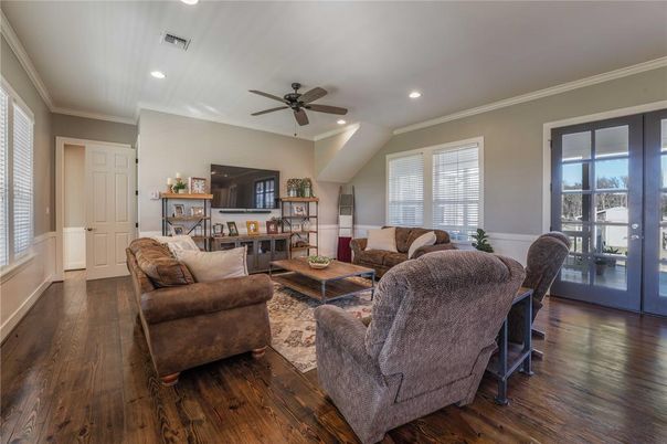 Interior, Living room, Recessed Lighting, Wood Texture Flooring