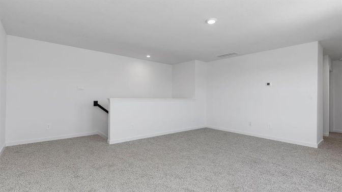 Empty room, Interior, Recessed Lighting