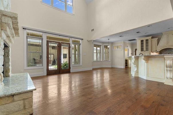 Interior, Kitchen, Pendant Lights, Wood Texture Flooring
