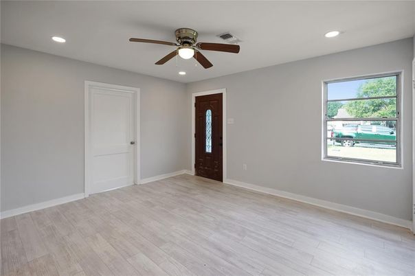 Empty room, Interior, Recessed Lighting, Wood Texture Flooring