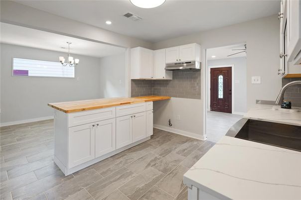Chandelier, Interior, Kitchen, Recessed Lighting, Stainless Steel Appliances, Wood Texture Flooring