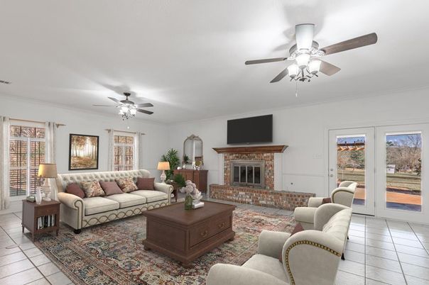 Fireplace, Interior, Living room