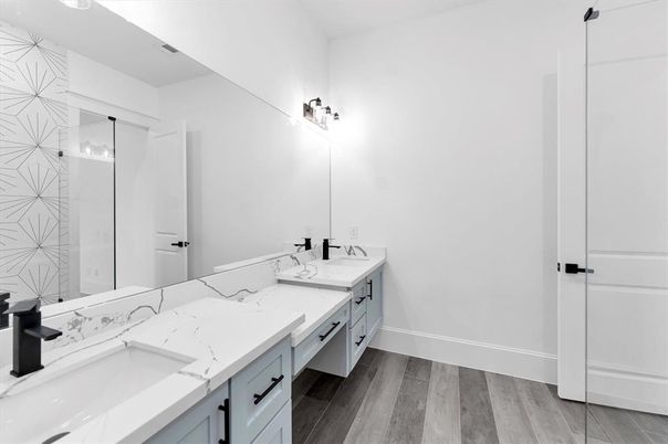 Bathroom, Dual Sink Vanities, Interior, Wood Texture Flooring