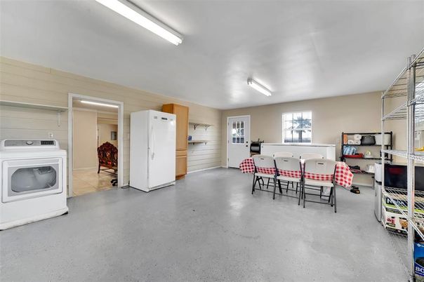 Dining room, Interior, Washer