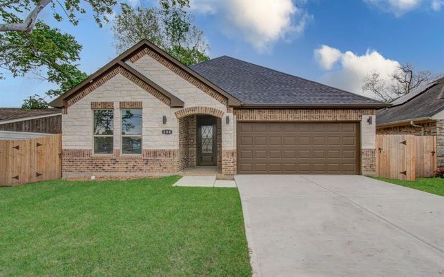 Attached, Exterior, Facade, Brick Facade, Brick Traditional