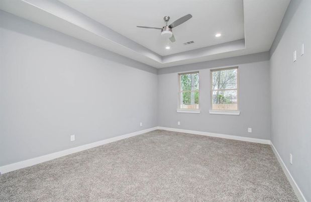 Empty room, Interior, Recessed Lighting