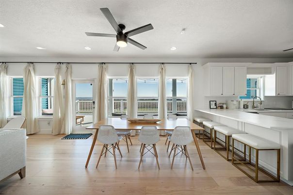 Dining room, Interior, Kitchen, Recessed Lighting, Wood Texture Flooring
