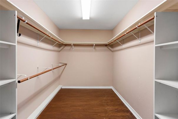 Interior, Walk-in Closets, Wood Texture Flooring