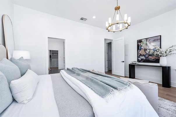 Bedroom, Interior, Pendant Lights, Recessed Lighting, Wood Texture Flooring
