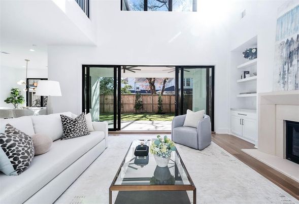 Fireplace, Interior, Living room, Pendant Lights, Recessed Lighting, Wood Texture Flooring