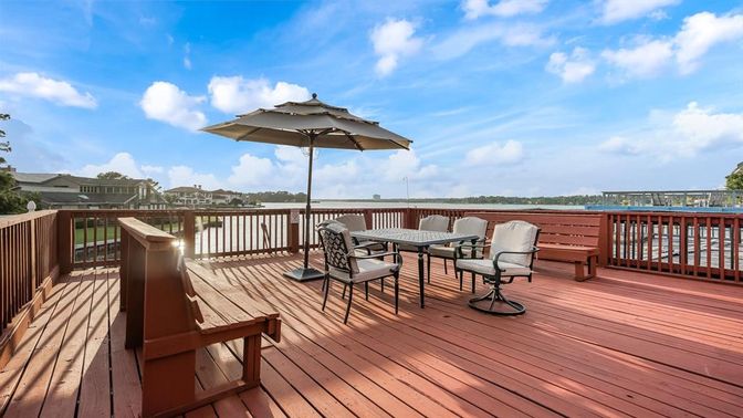 Exterior, Wood Texture Flooring