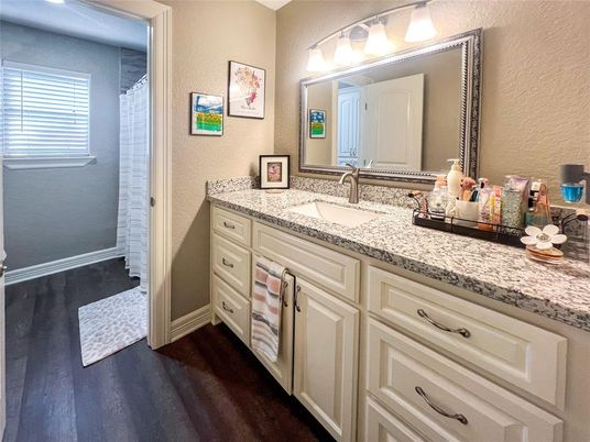 Bathroom, Dual Sink Vanities, Interior, Wood Texture Flooring