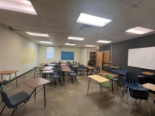 Dining room, Interior, Recessed Lighting