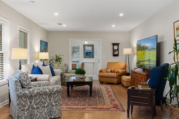 Interior, Living room, Recessed Lighting, Wood Texture Flooring