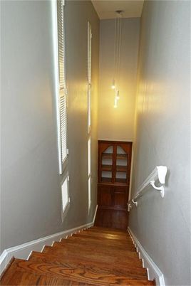 Interior, Pendant Lights, Wood Texture Flooring