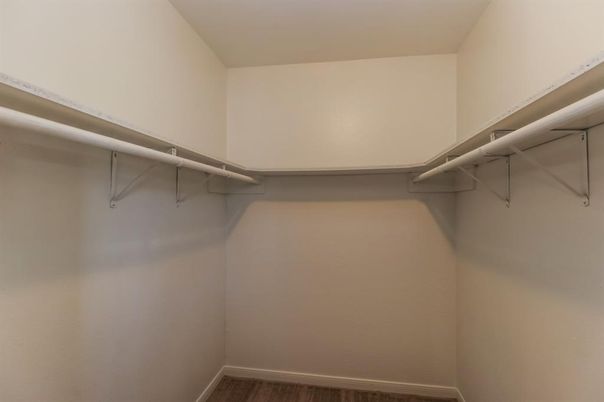 Interior, Walk-in Closets, Wood Texture Flooring