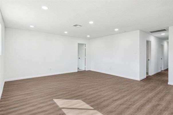 Empty room, Interior, Recessed Lighting, Wood Texture Flooring