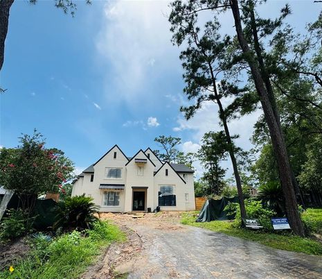 Backyard, Exterior, Facade, Tudor Revival