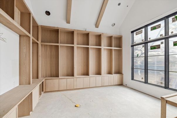 Empty room, Interior, Recessed Lighting, Wooden Beams