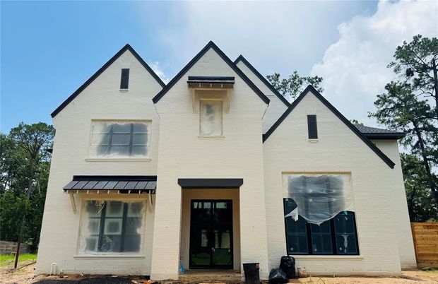 Exterior, Facade, Farmhouse