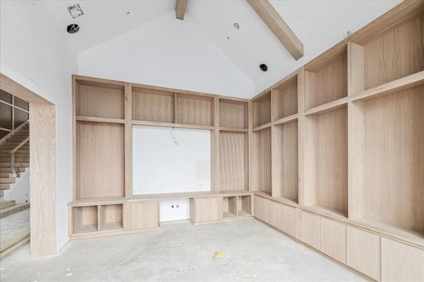Empty room, Interior, Wooden Beams
