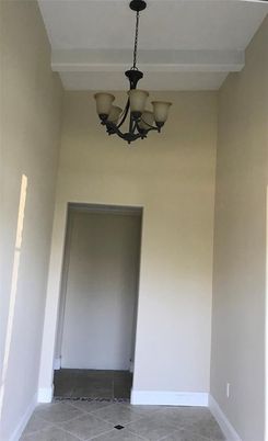 Chandelier, Interior