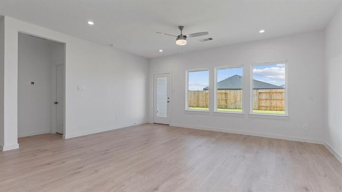 Empty room, Interior, Recessed Lighting, Wood Texture Flooring