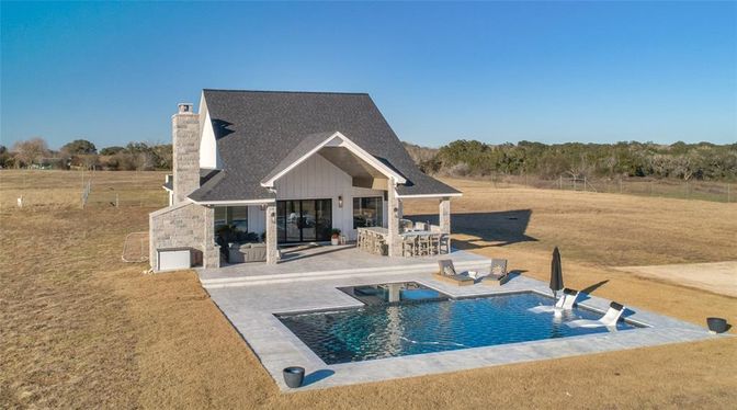 Backyard, Exterior, Pool