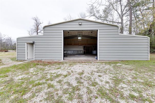 Backyard, Detached Garage, Exterior