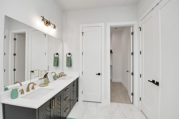 Bathroom, Dual Sink Vanities, Interior, Marble