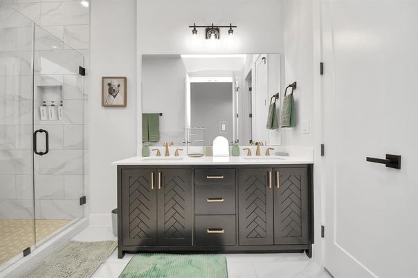 Bathroom, Dual Sink Vanities, Glass Shower, Interior, Marble Walls