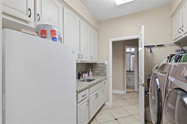 Interior, Washer