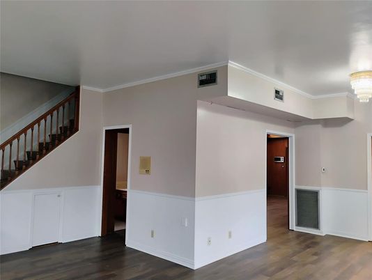 Chandelier, Empty room, Interior, Wood Texture Flooring