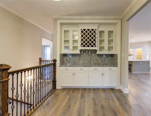 Interior, Pendant Lights, Recessed Lighting, Wood Texture Flooring